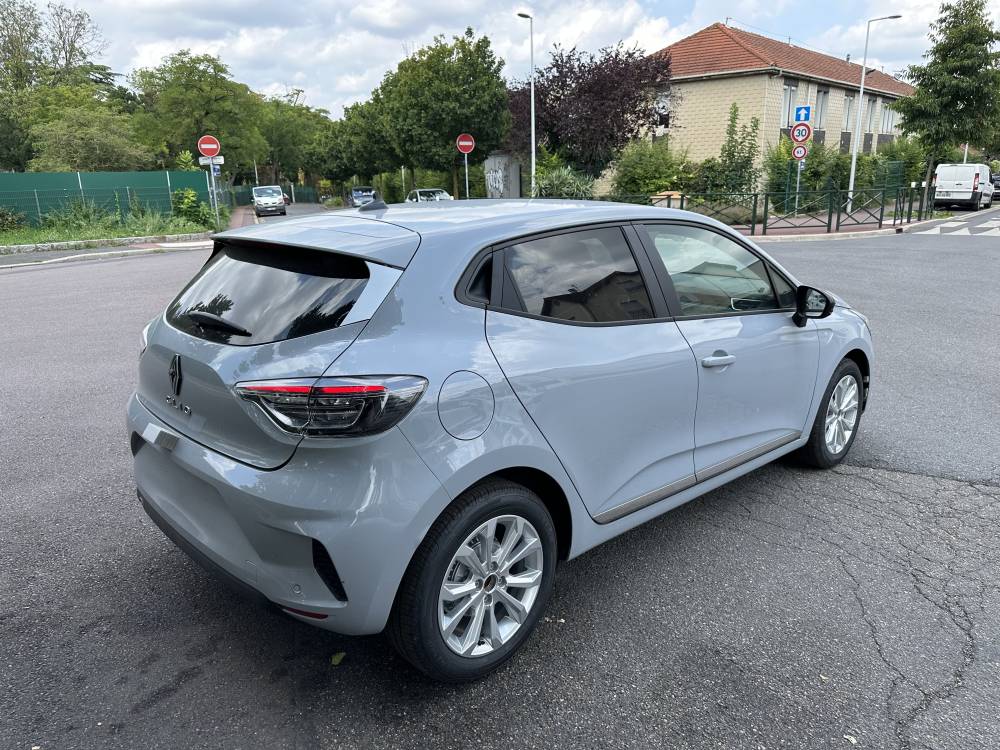 CLIO - extérieur  (2)
