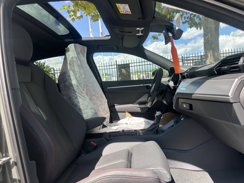 AUDI Q3 - intérieur  (1)